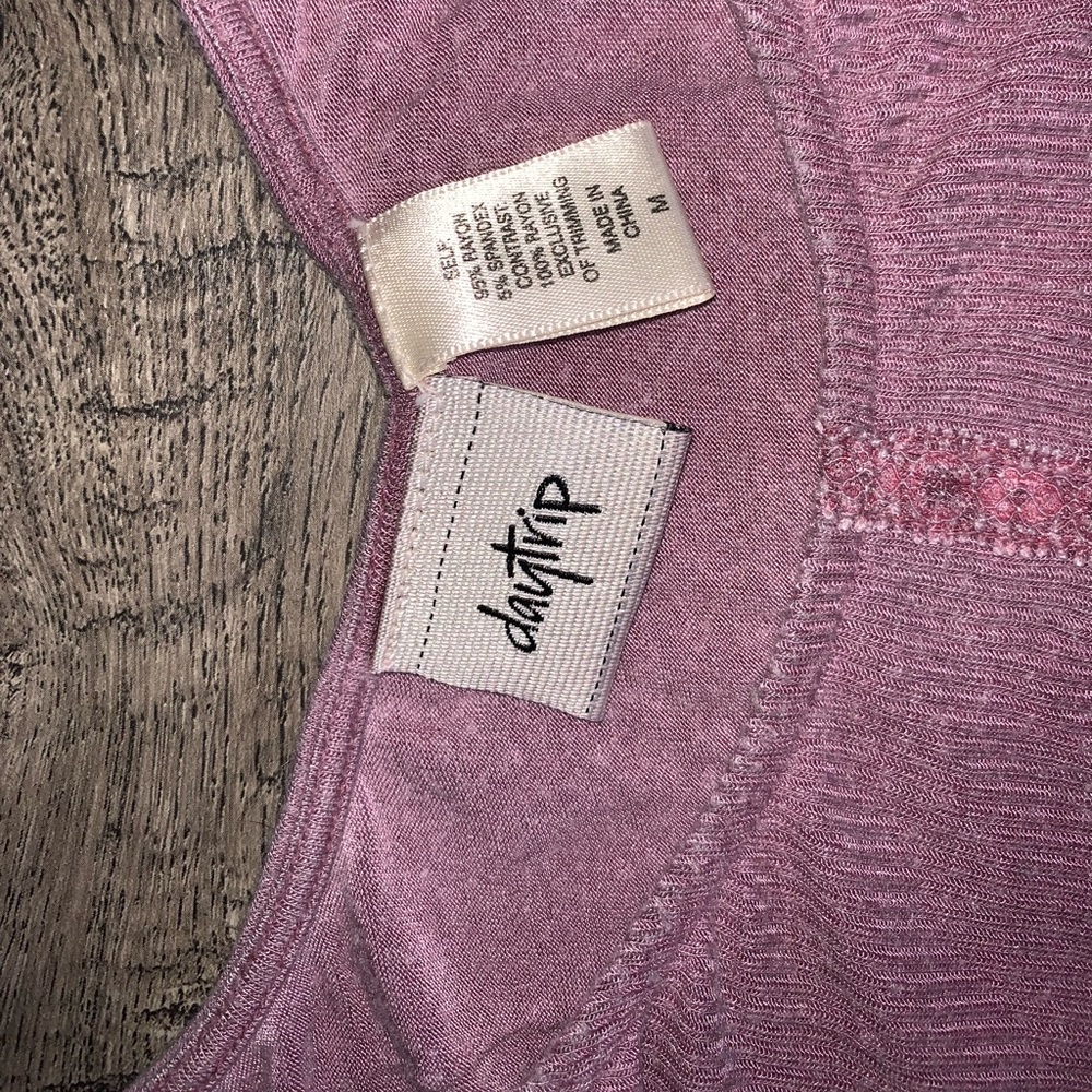 Daytrip Mauve Purple Tank W/Crochet Lace Detail - Picture 2 of 4